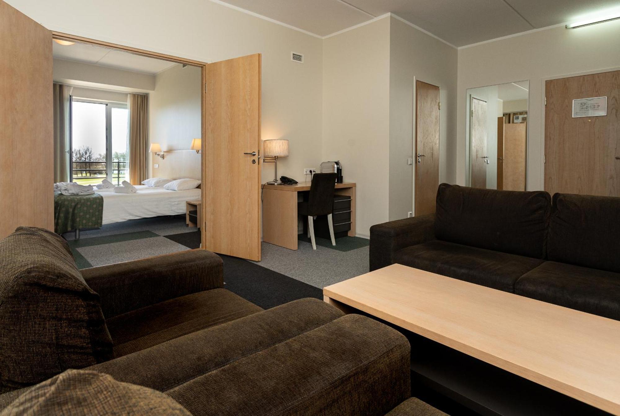 Meri Seaside Hotel & Spa Kuressaare Dış mekan fotoğraf